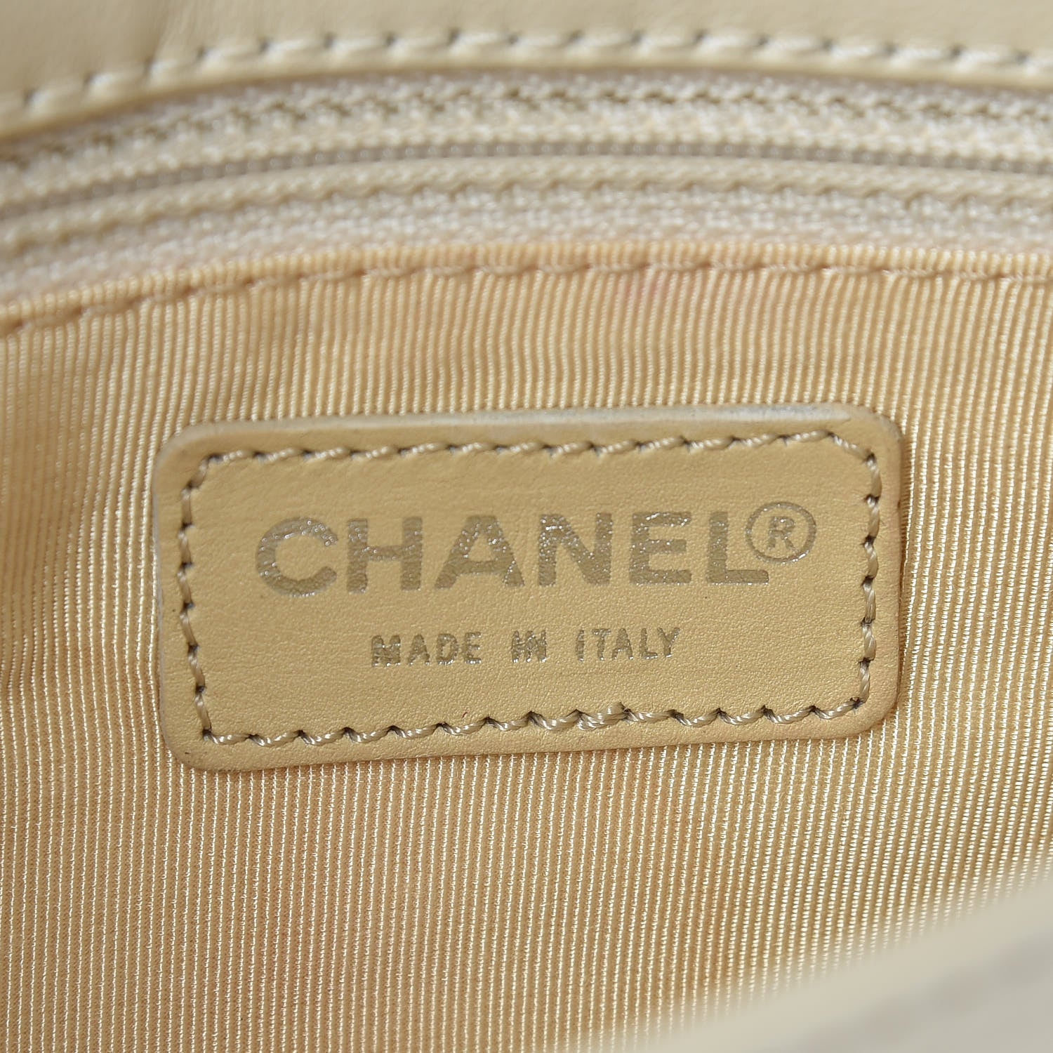 Chanel Lambskin Chocolate Bar Quilted CC Flap White 10 of 14