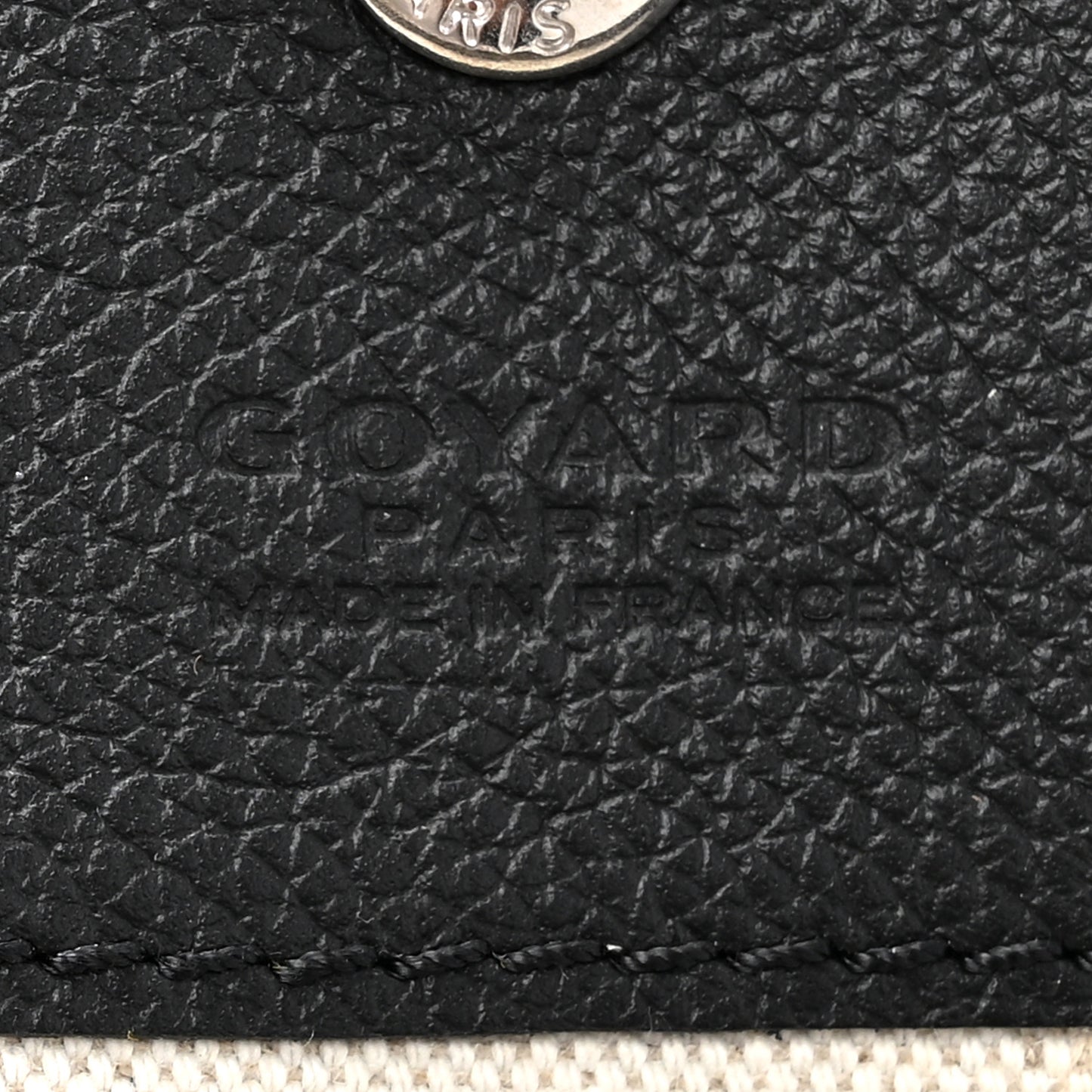ine Saint Louis GM Black