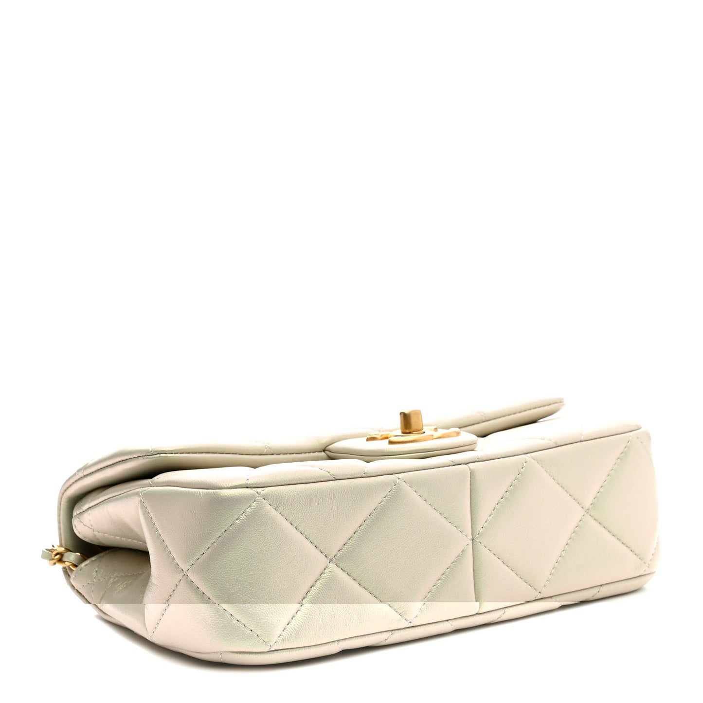 Pearly Lambskin Quilted Pearl Small Flap Light Grey