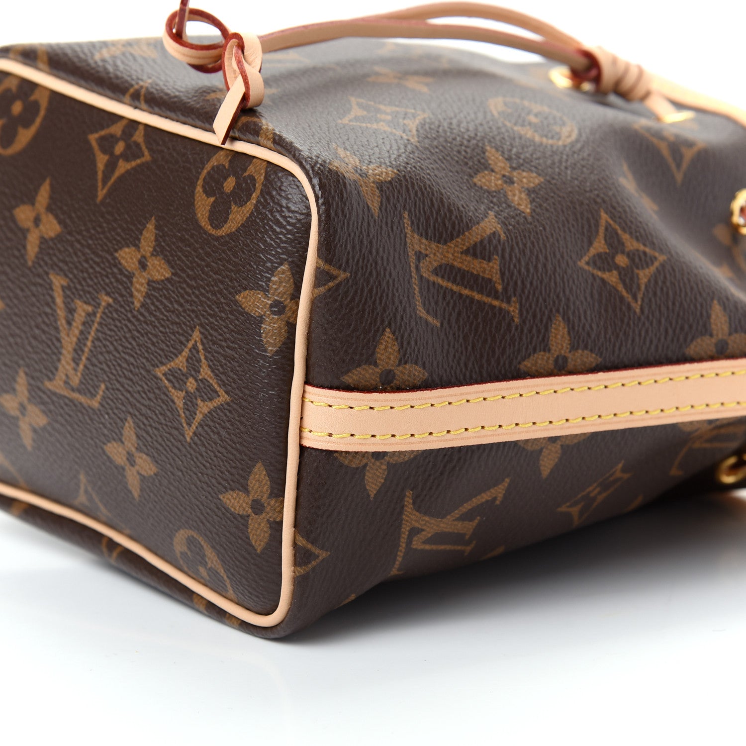 Louis Vuitton Monogram Nano Noe 7 of 9
