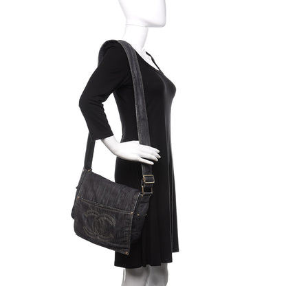 Chanel Denim CC Messenger Bag Blue 2 of 10
