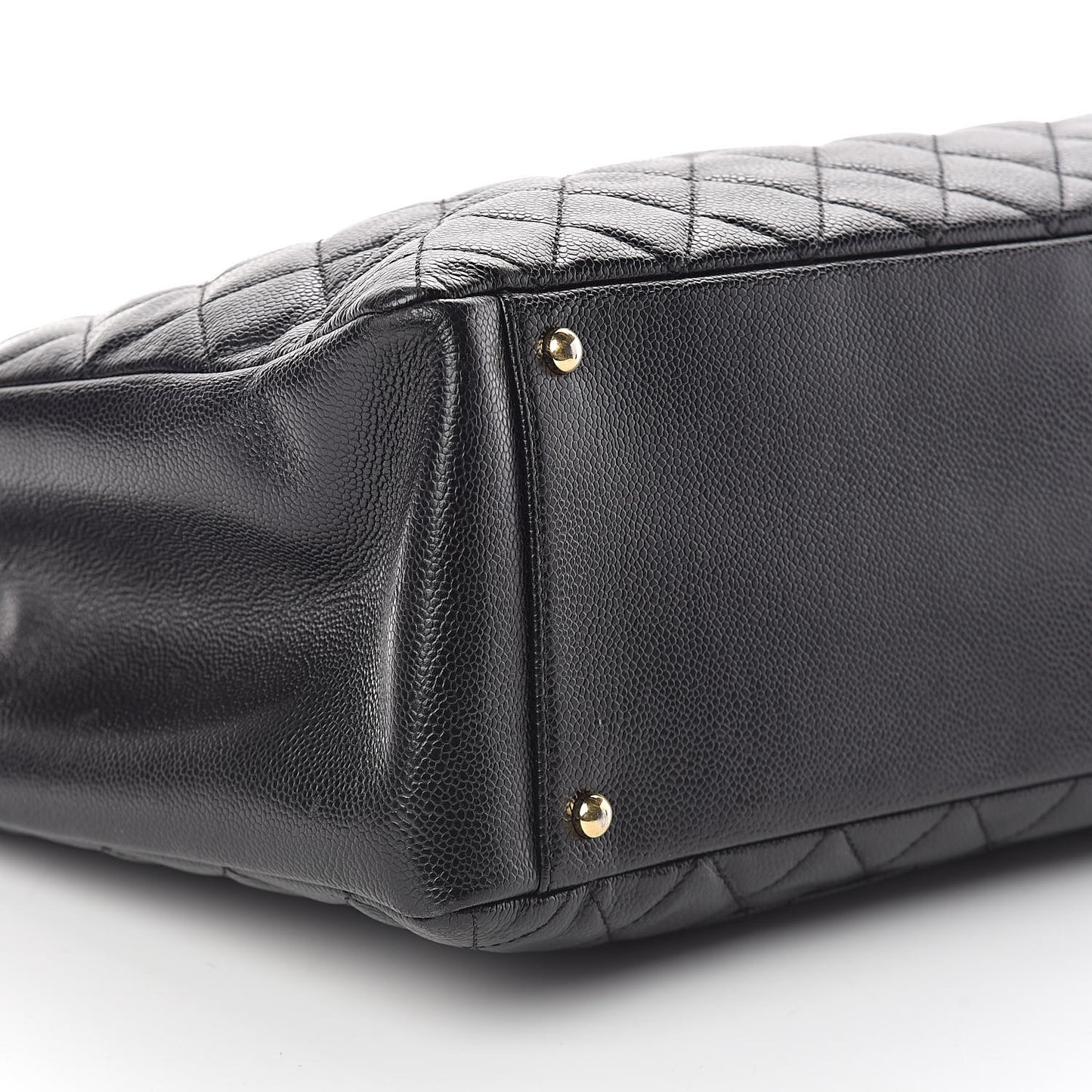 Caviar Quilted XL Grand Shopping Tote GST Black
