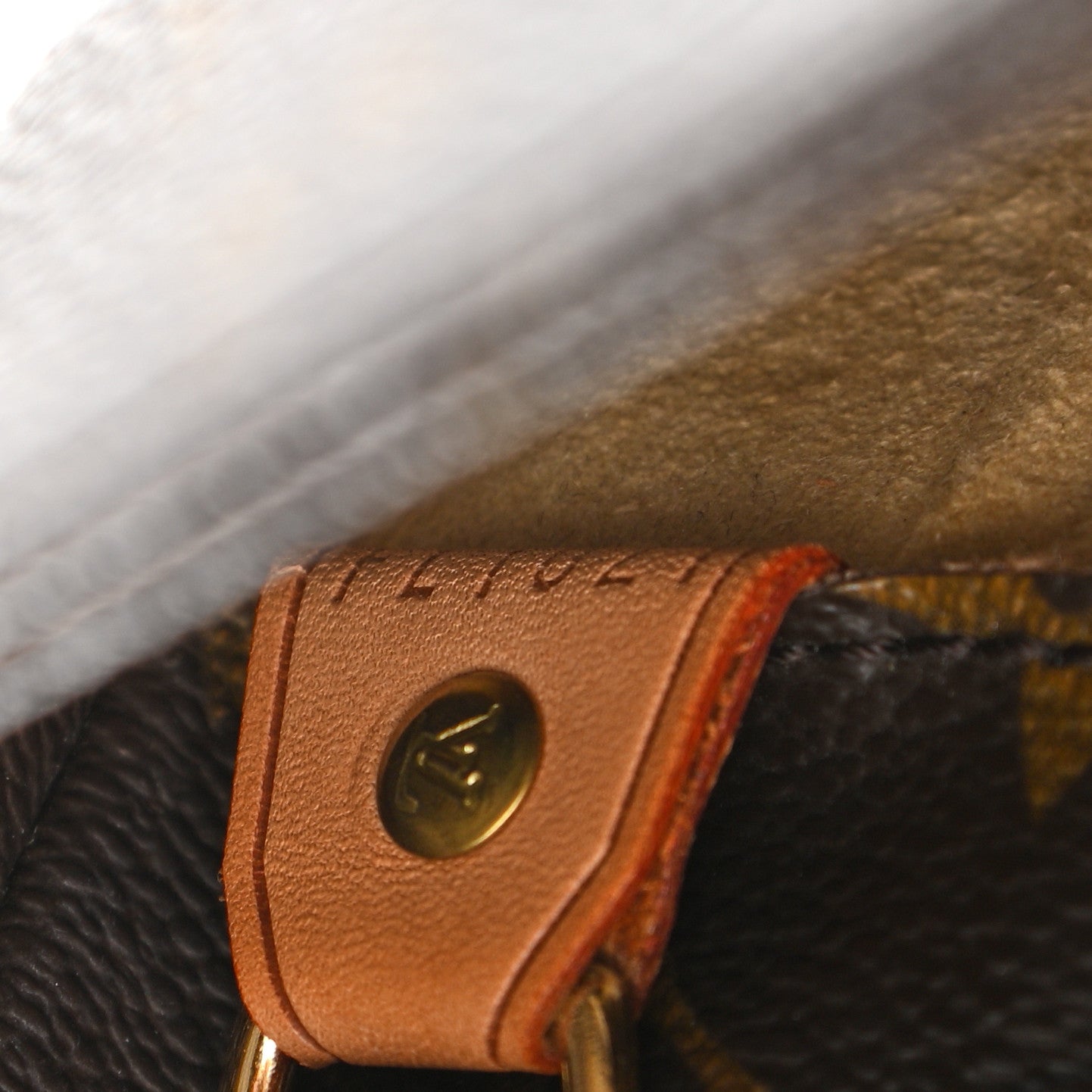 Monogram Luco