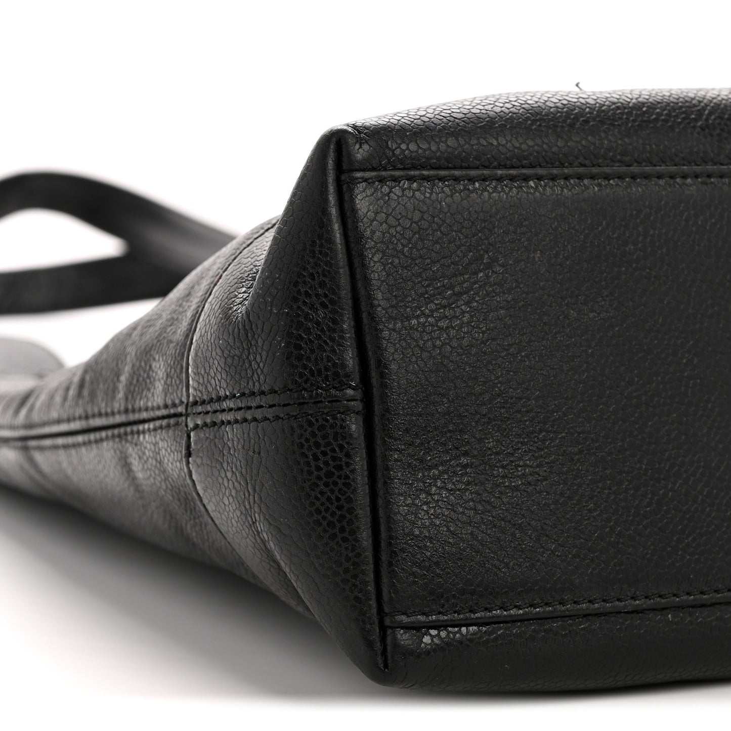 Caviar Logo Shoulder Bag Black