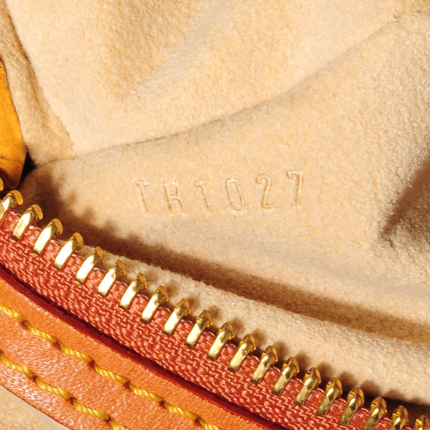 Monogram Dentelle Fersen Gold