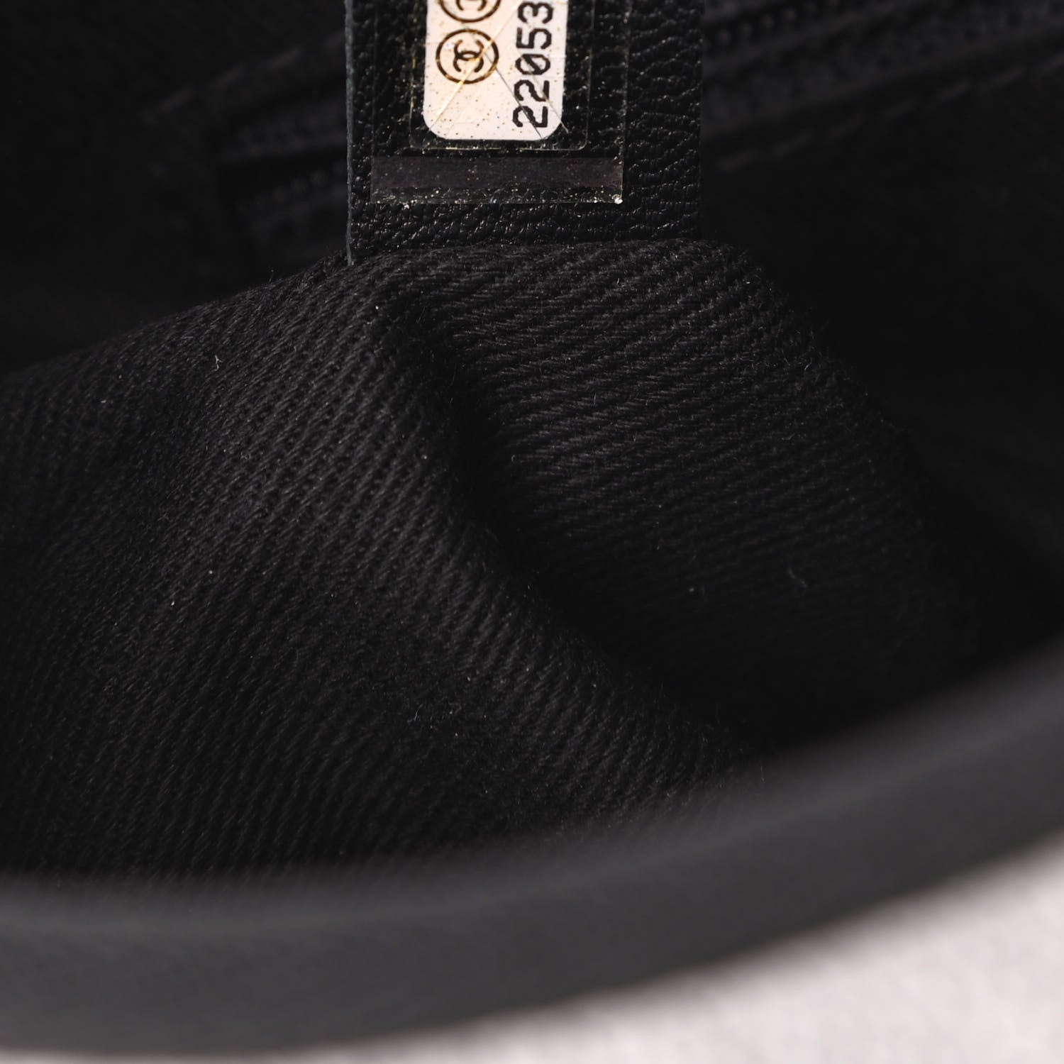 Chanel Woven Straw Raffia Small Deauville Messenger Grey 7 of 11