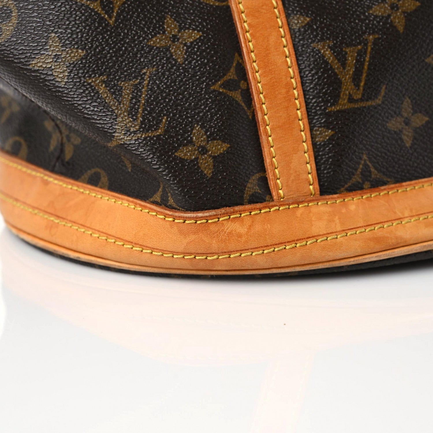 Louis Vuitton Monogram Bucket 27 15 of 30