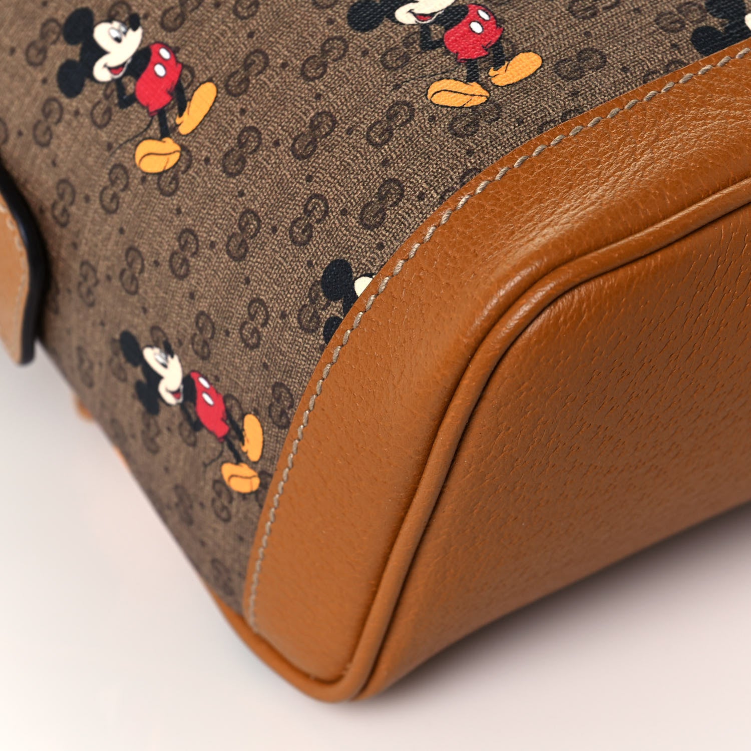 Gucci X DISNEY Mini Vintage GG Supreme Monogram Mickey Mouse Small Dome Backpack Beige Vintage Sun Oil 10 of 14