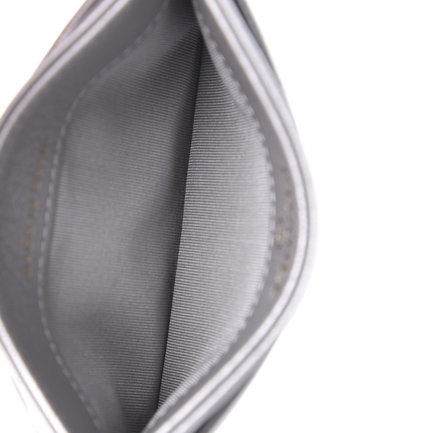 Metallic Goatskin Quilted 19 Card Holder Silver
