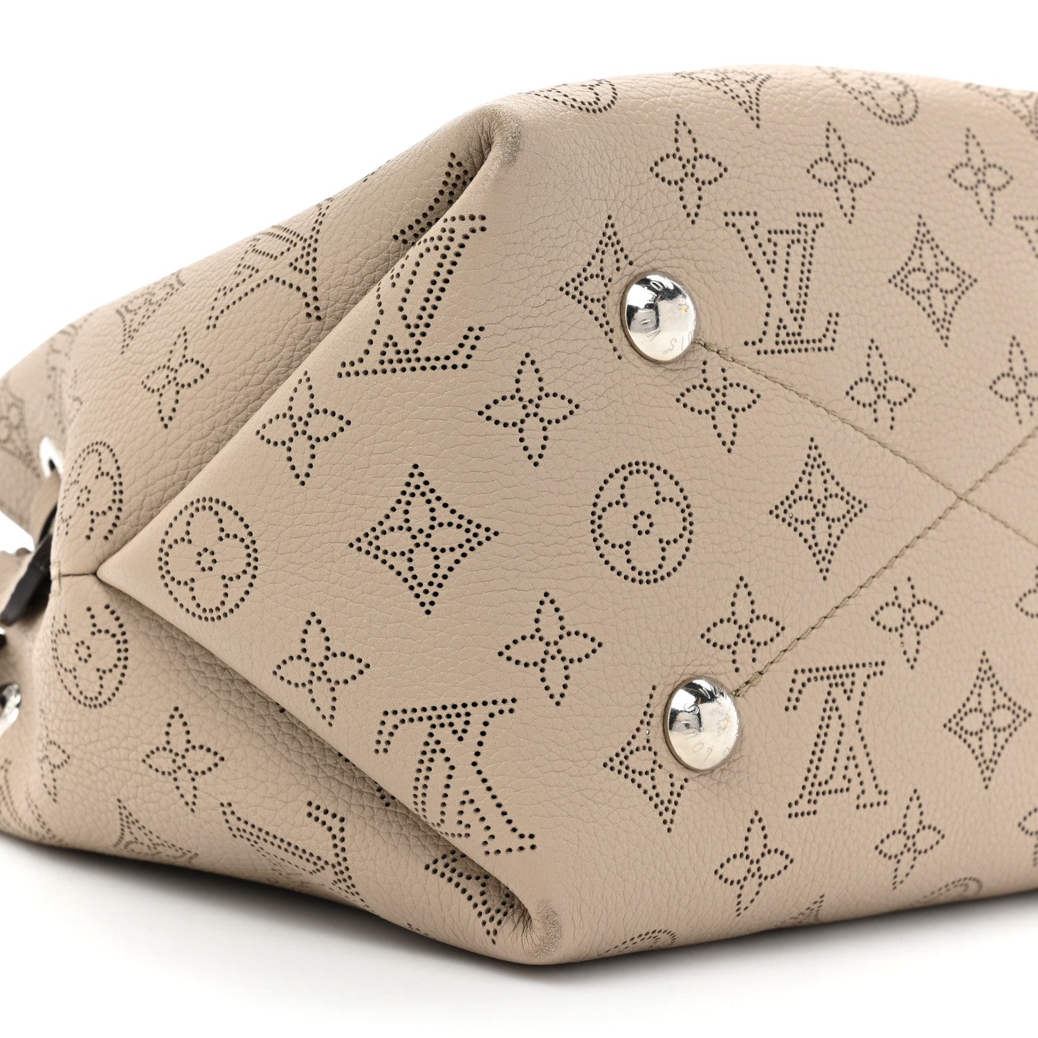 Louis Vuitton Mahina Bella Galet 9 of 13