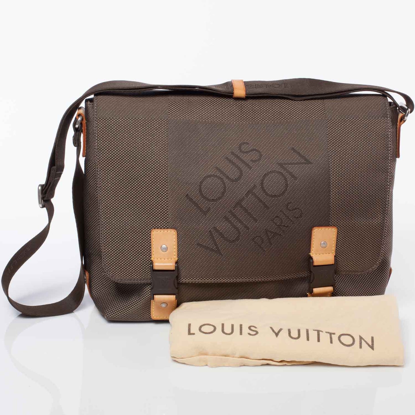 Damier Geant Loup Messenger Bag Earth