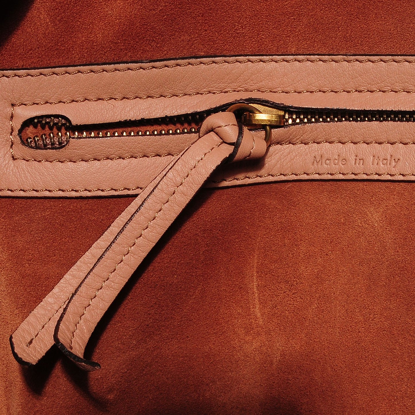 Supple Calfskin Medium Phantom Luggage Flesh