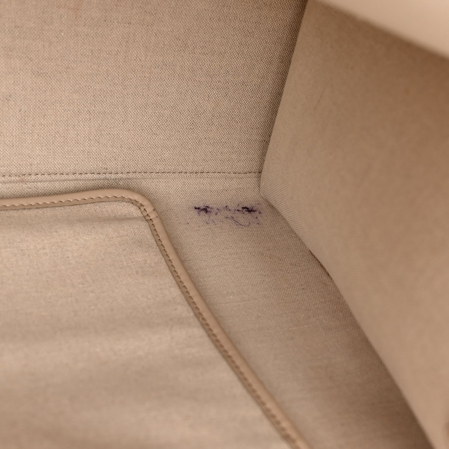 Canvas Vitello King FF Embroidered Medium Peekaboo X-Tote Poudre