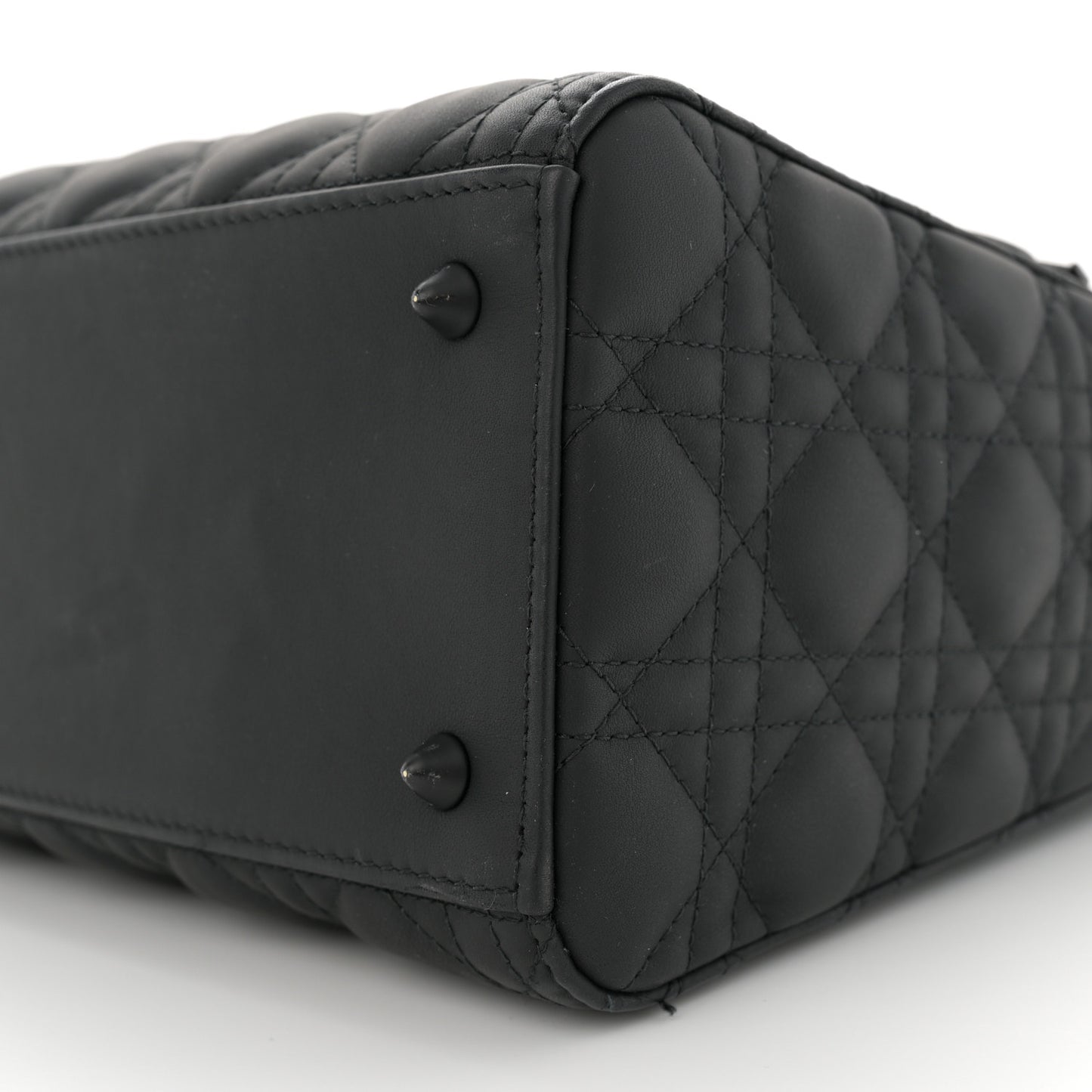 Ultra Matte Calfskin Cannage Medium Lady Dior Black