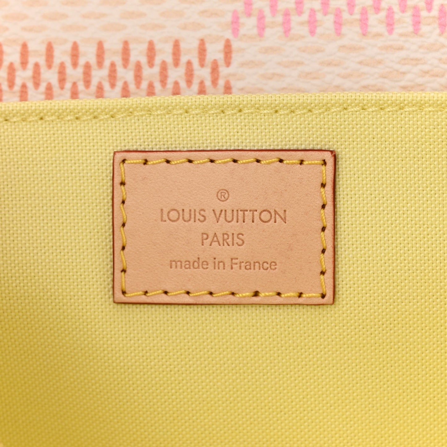 Damier Giant Pochette Metis East West Peach