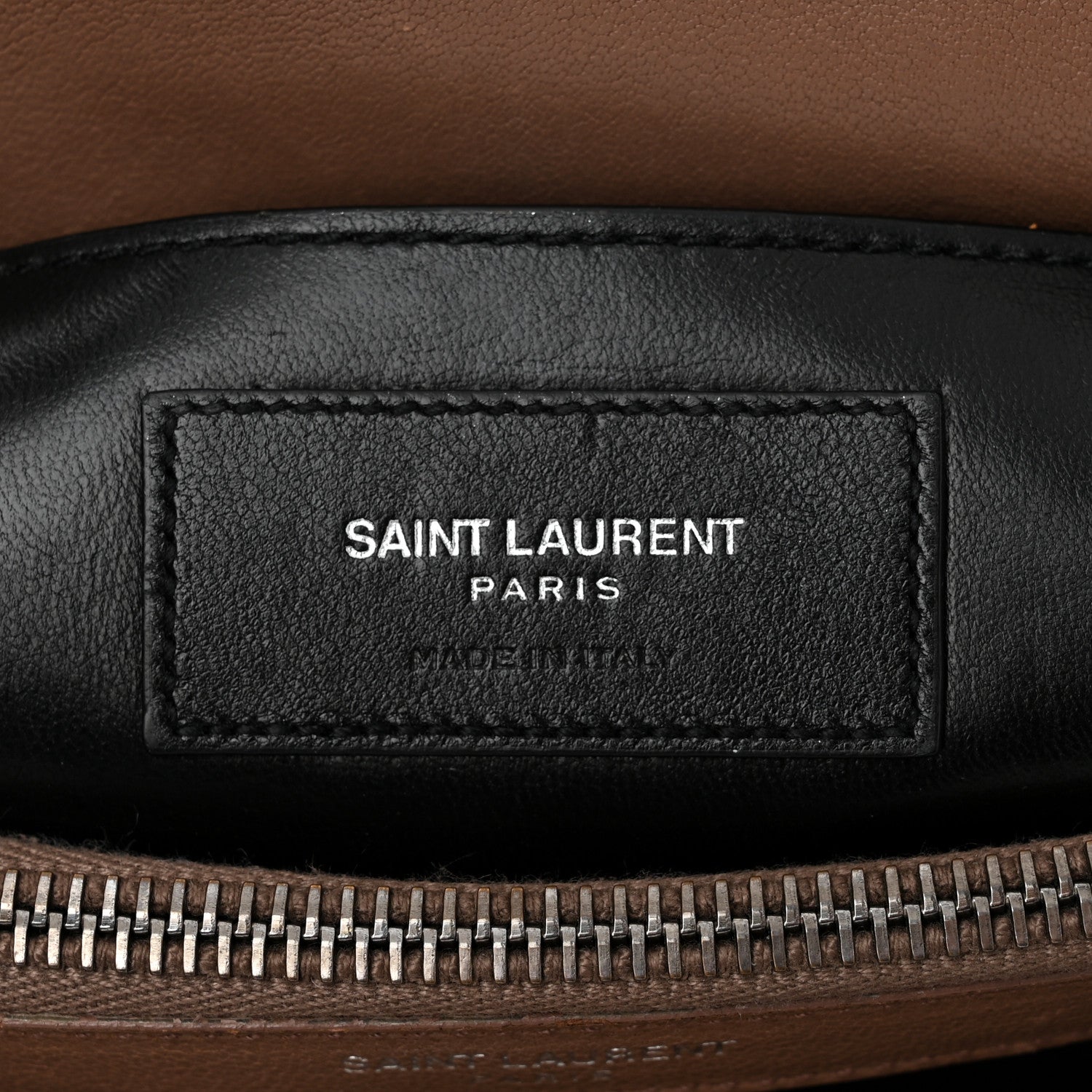Saint Laurent Sheepskin Matelasse Chevron Monogram Medium College Bag Fard 6 of 12