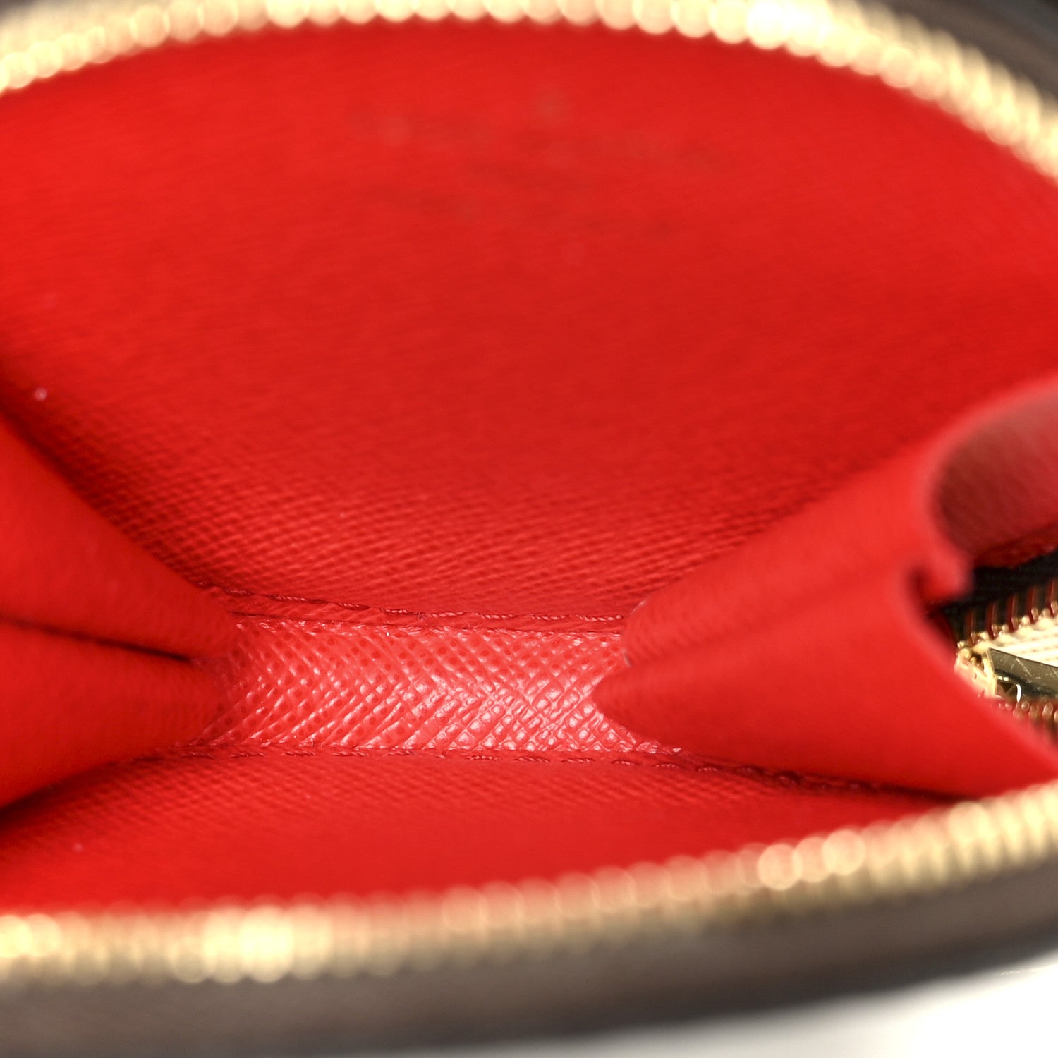 Louis Vuitton Reverse Monogram Giant OnTheGo East West 7 of 11