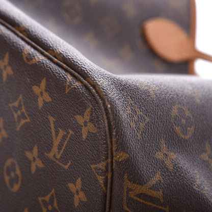 Louis Vuitton Monogram Neverfull MM 14 of 17