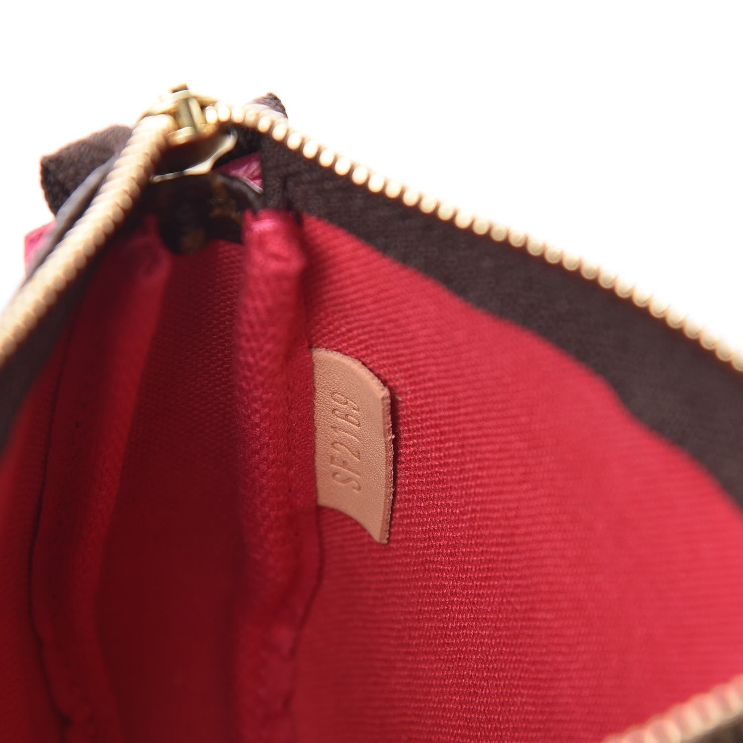 Louis Vuitton Monogram 2019 Christmas Animation Mini Courchevel Pochette Accessories Fuchsia 7 of 8