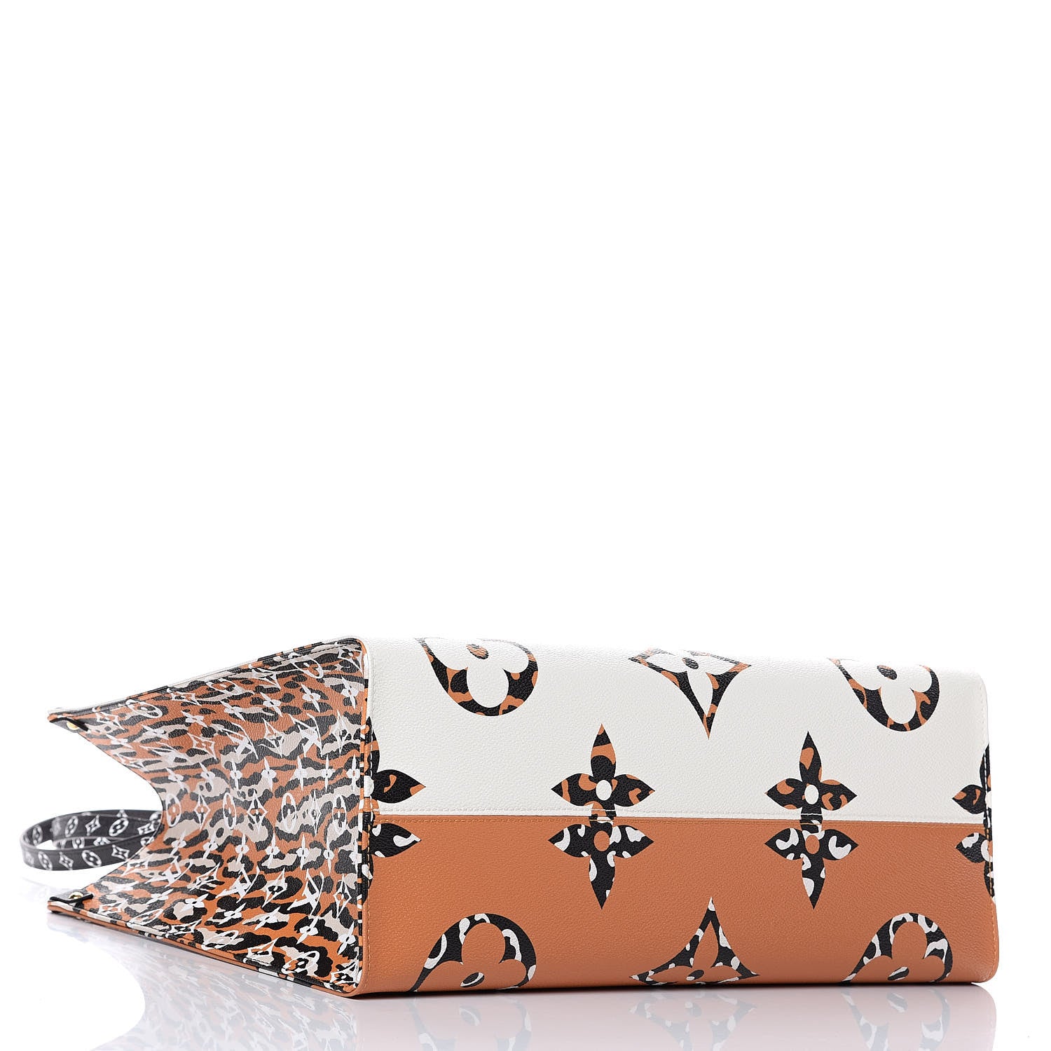 Louis Vuitton Monogram Giant Jungle Onthego GM Ivory 4 of 10