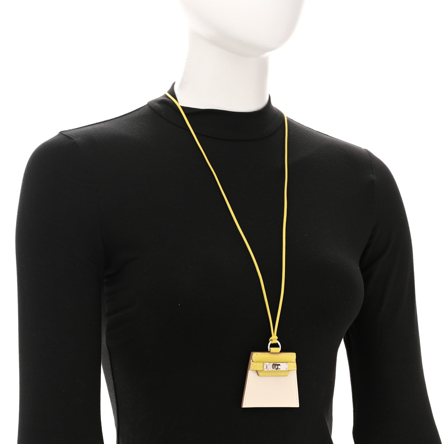 Hermes Swift Monpetit Small Kelly Pendant Necklace Nata Lime 2 of 6