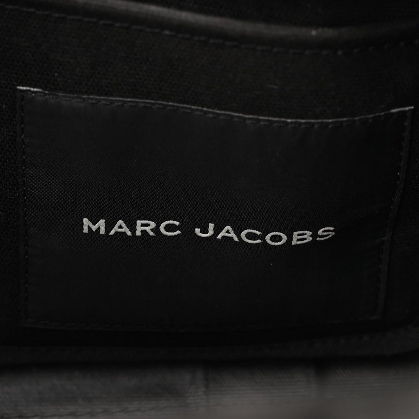 Cotton Canvas Medium The Traveler Tote Bag Black