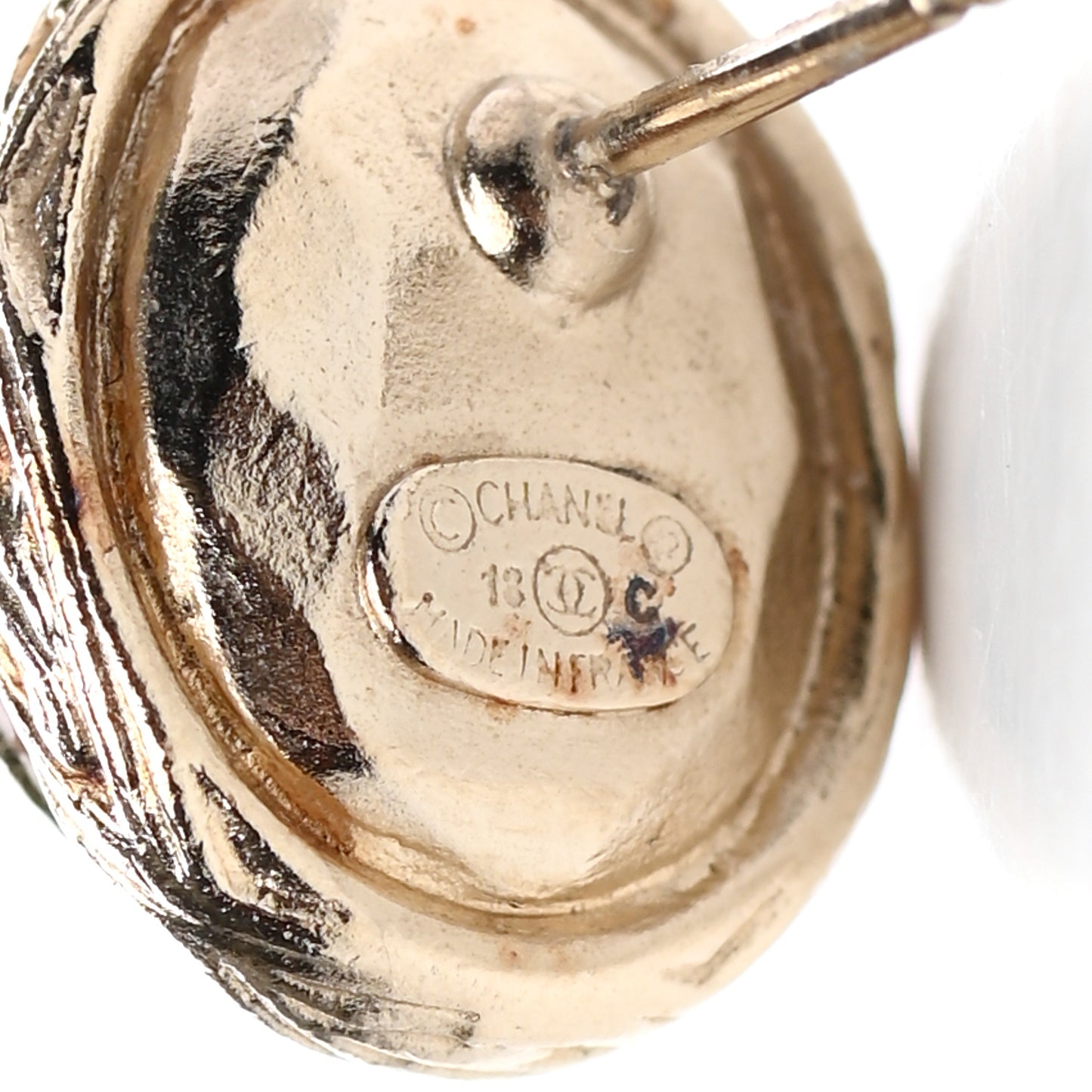 Resin CC Round Earrings Light Gold