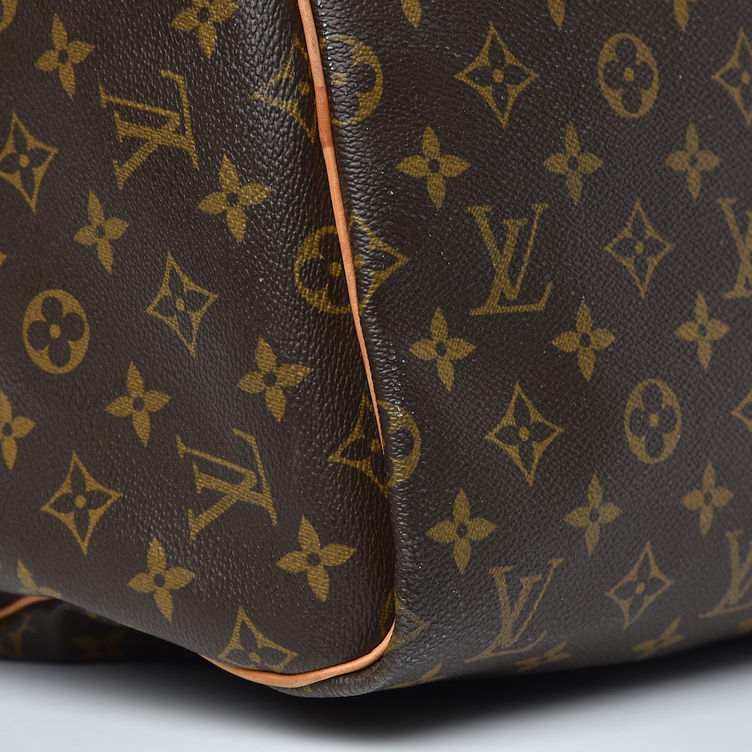 Louis Vuitton Monogram Keepall 55 14 of 19