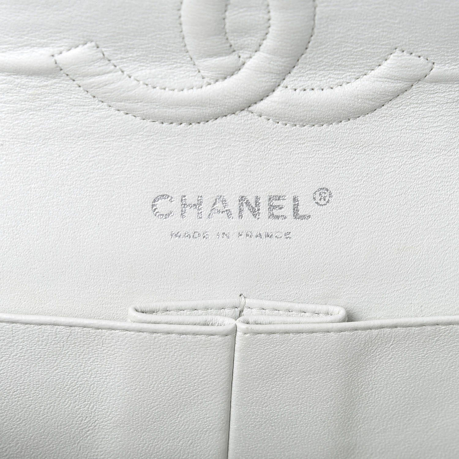 Chanel Caviar Quilted 2.55 Reissue 225 Bijoux Chain Flap White 7 of 10