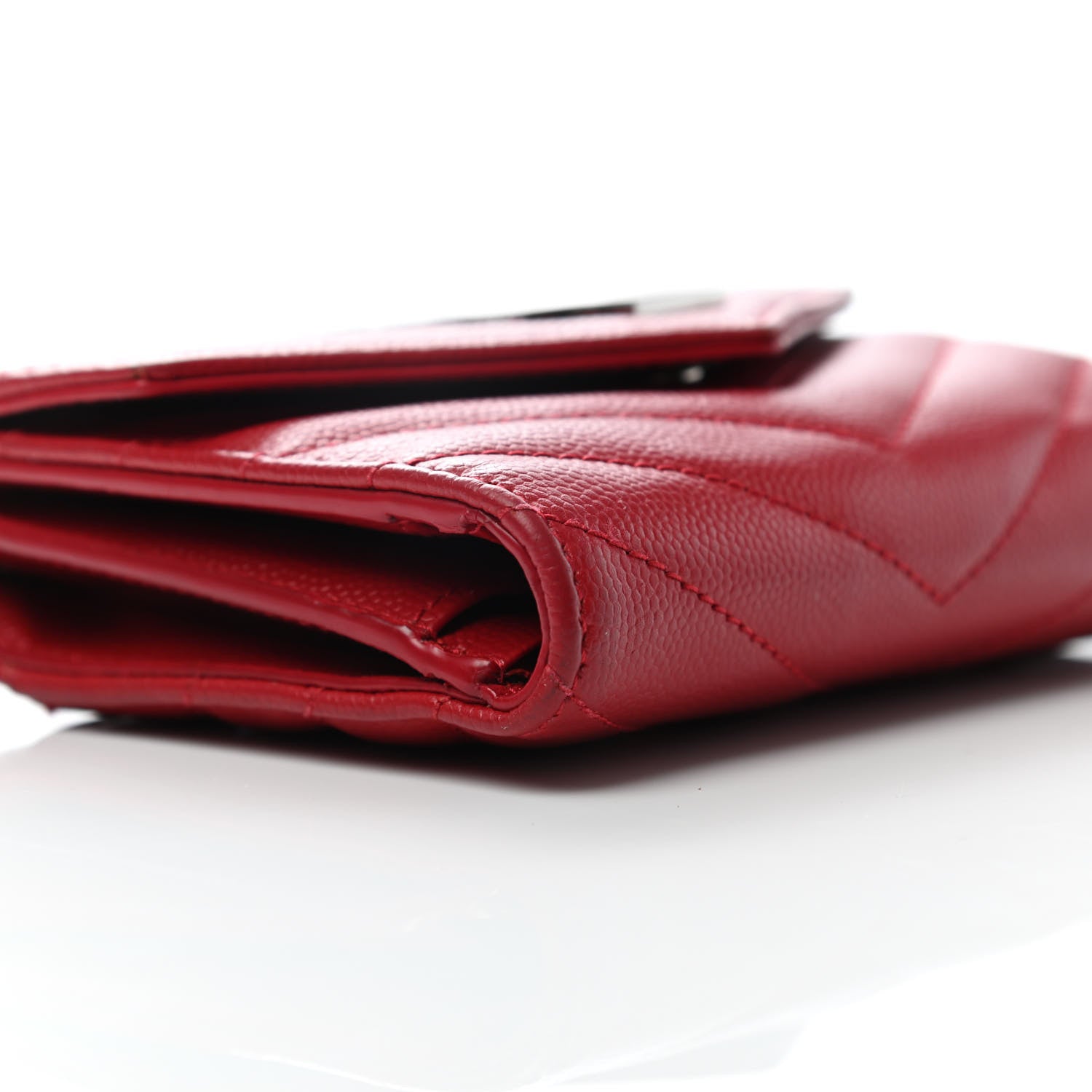 Saint Laurent Grain De Poudre Matelasse Chevron Monogram Compact Tri Fold Wallet Red 4 of 6