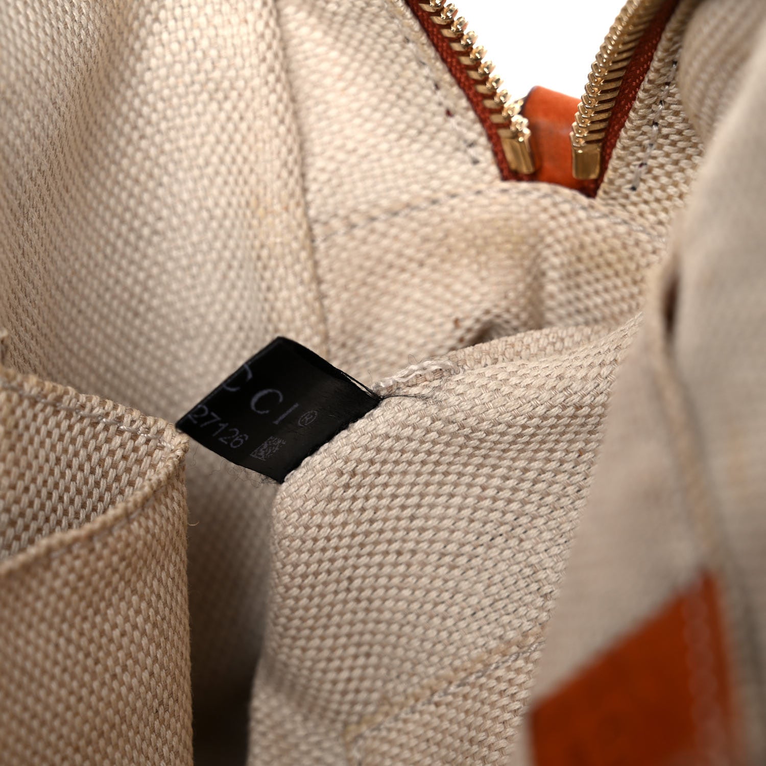 Gucci Vitello Range Small Soho Disco Bag Old Whisky 16 of 31