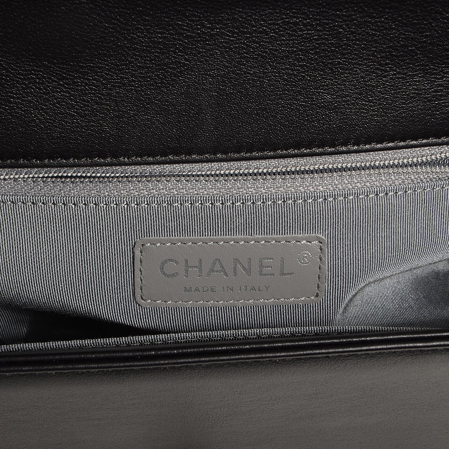 Calfskin Chevron New Medium Boy Flap Black