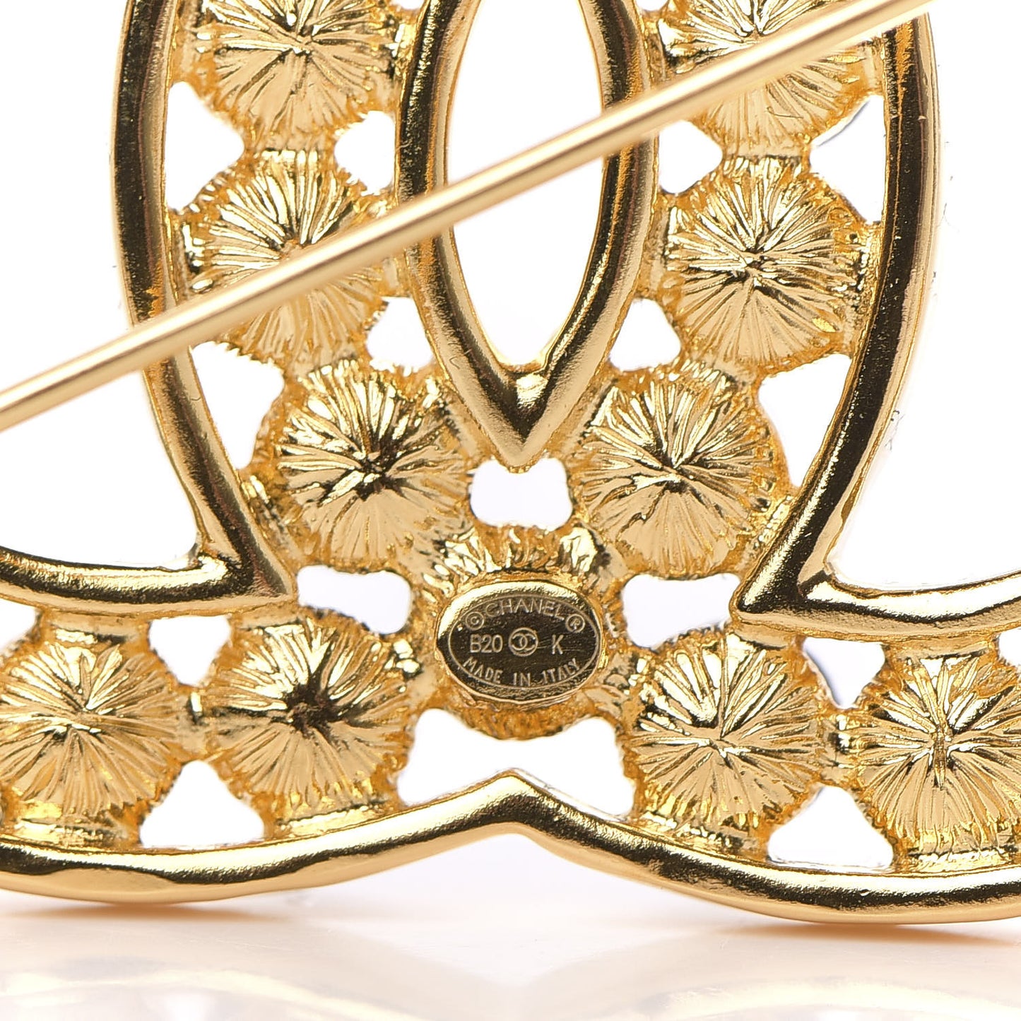 Pearl CC Brooch Gold Black