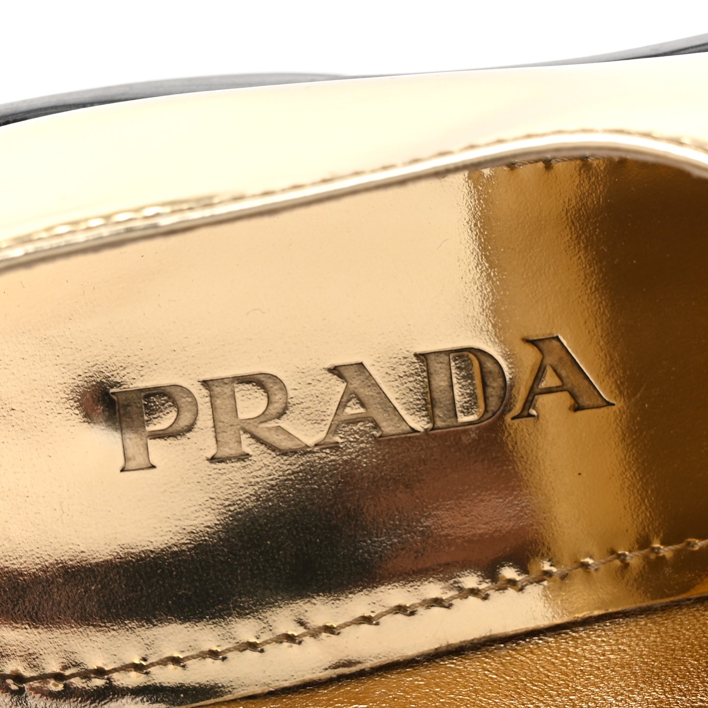Metallic Brushed Calfskin Metal Triangle Logo 50mm Loafers 39.5 Platino
