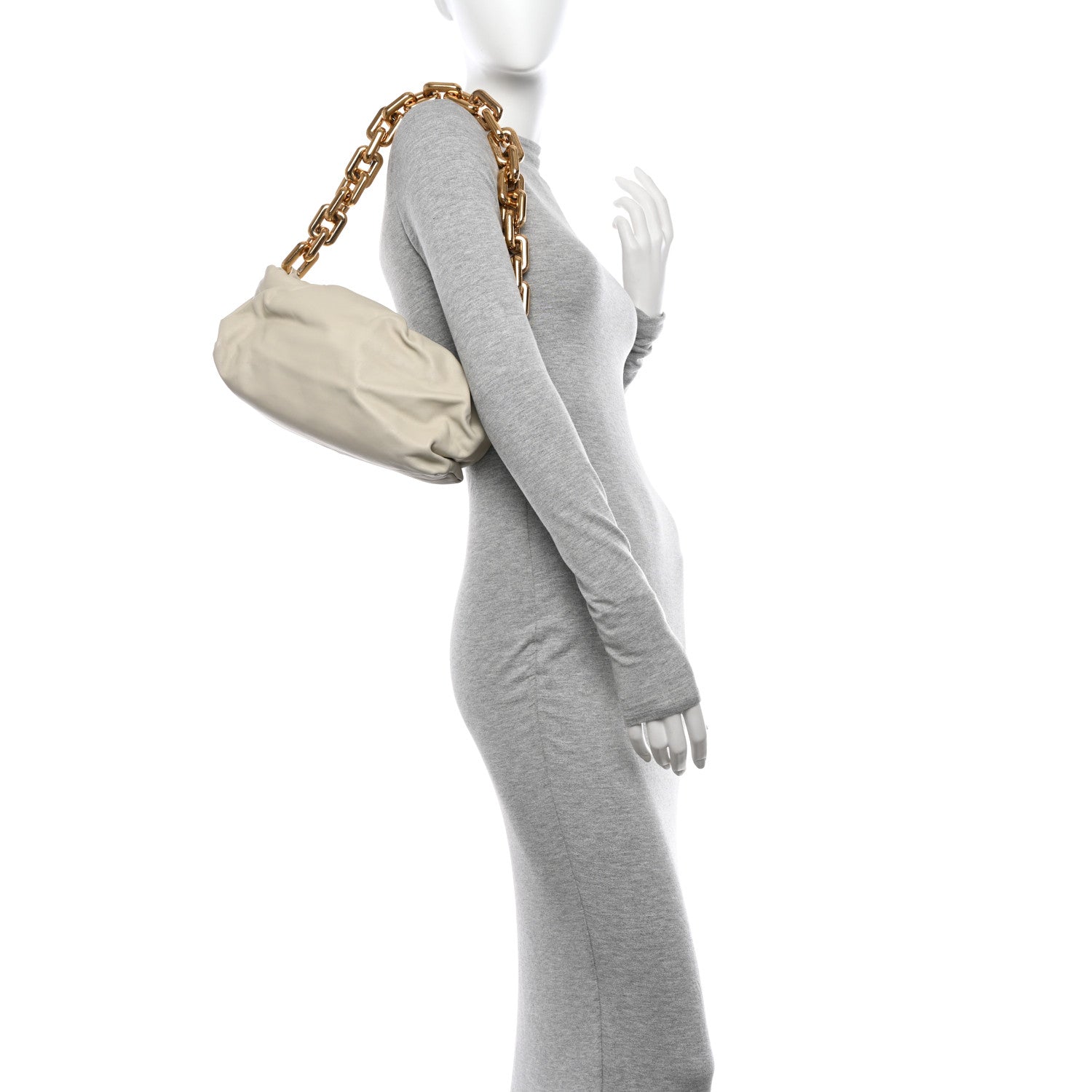 Bottega Veneta Calfskin The Pouch Chain Plaster 2 of 12