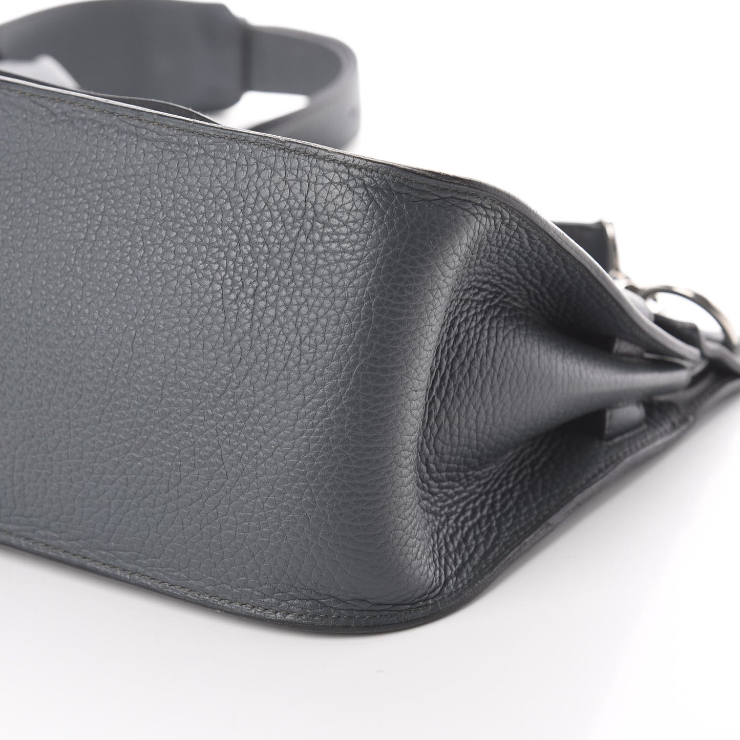 Taurillon Clemence Jypsiere 31 Bleu Orage