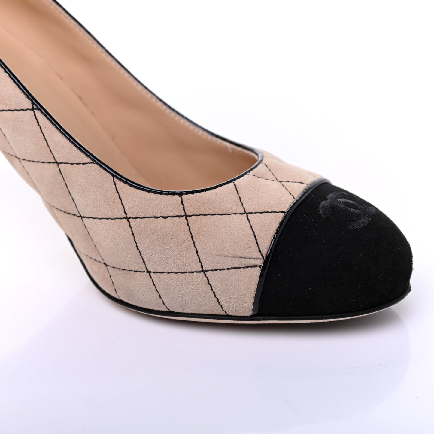 Suede Quilted Cap Toe Pumps 39 Beige Black