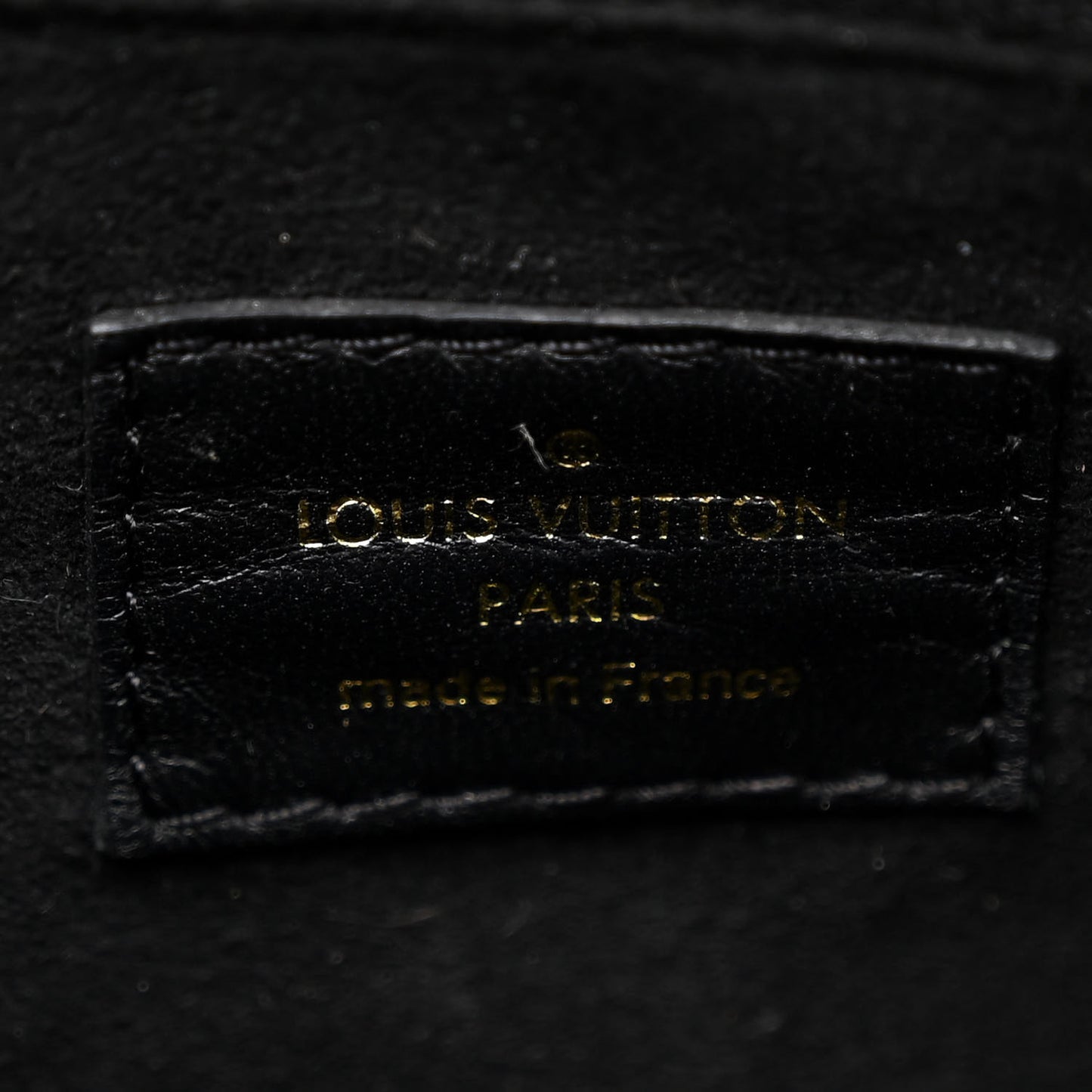 Monogram Double V Black