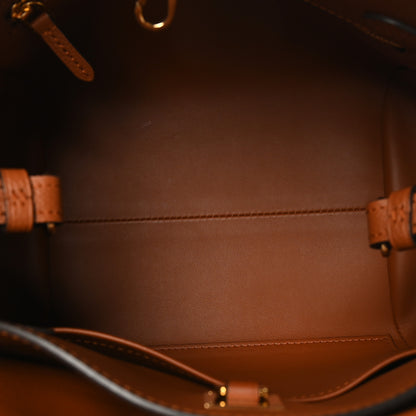 Louis Vuitton Veau Nuage Milla PM Gold 5 of 9