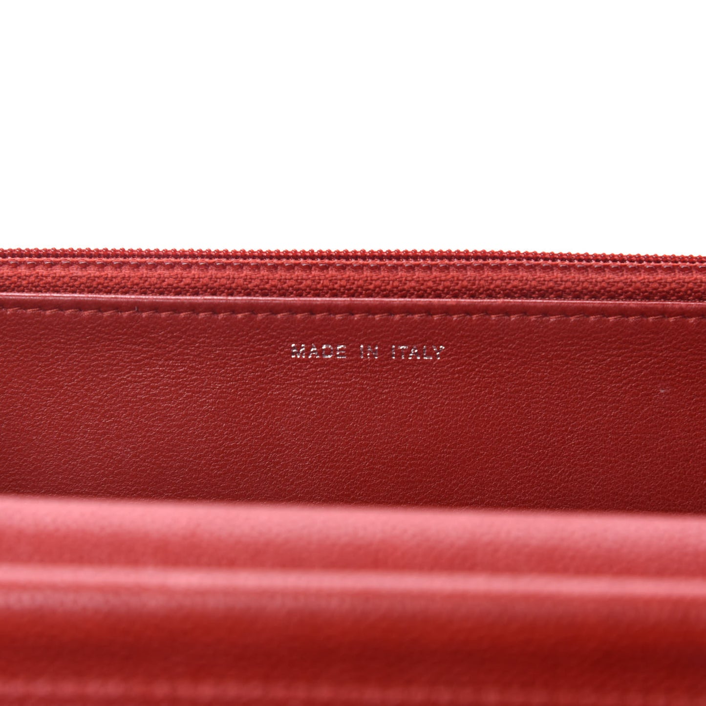 Caviar Quilted Boy Wallet On Chain WOC Red