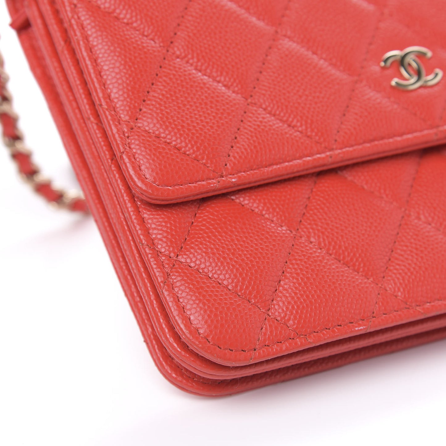 Caviar Quilted Square Wallet On Chain WOC Red