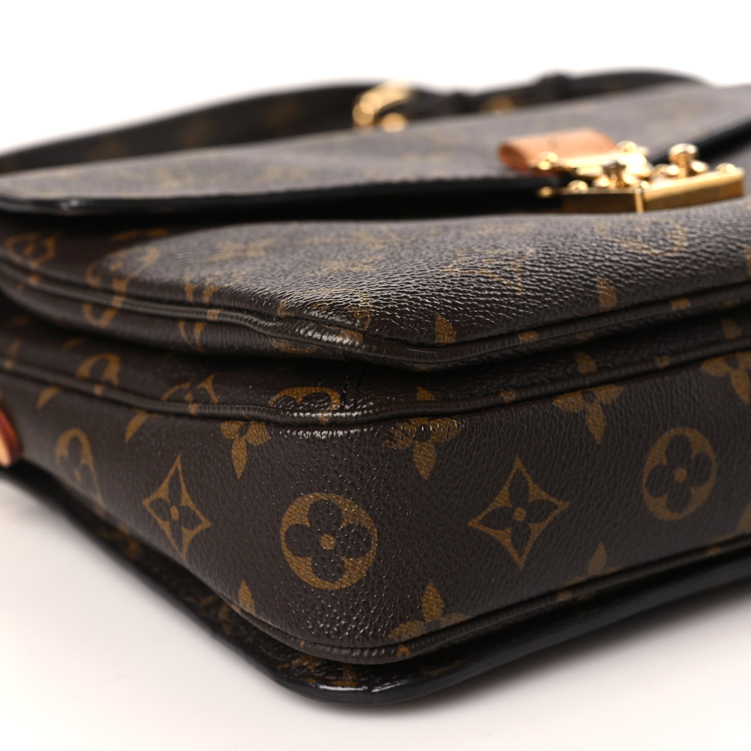 Louis Vuitton Monogram Pochette Metis 8 of 10