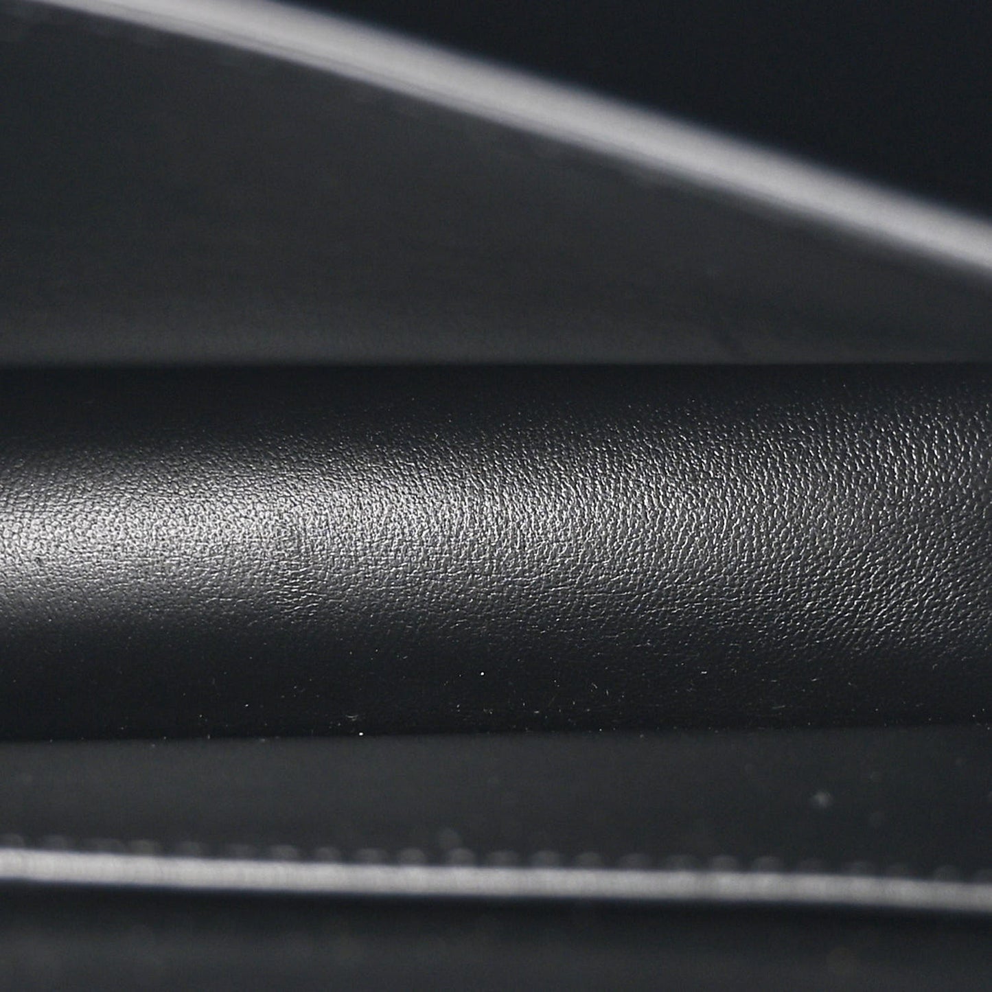 Box Calfskin Teen Classic Box Flap Bag Black