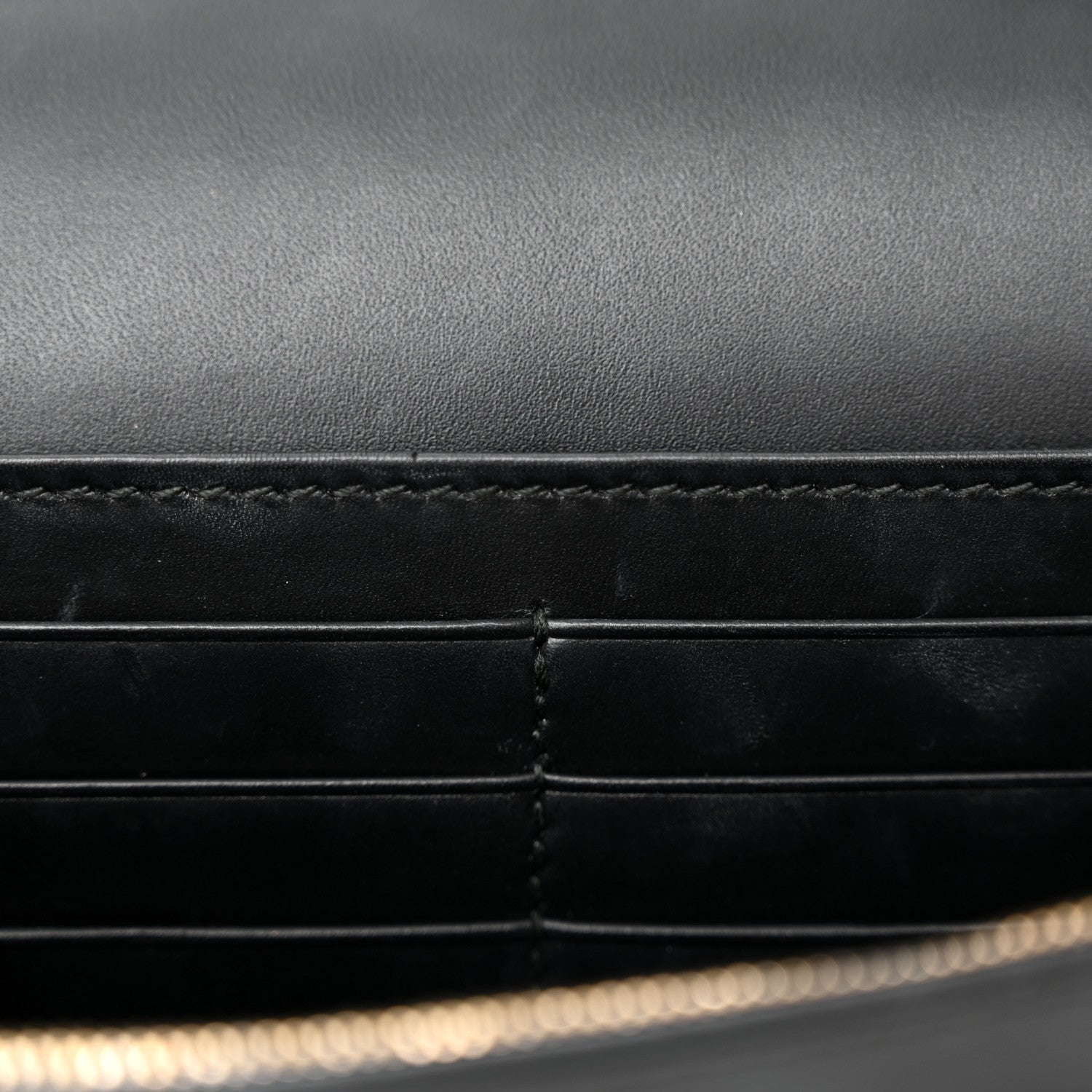 Gucci Guccissima Signature Bowy Chain Wallet Black 16 of 16