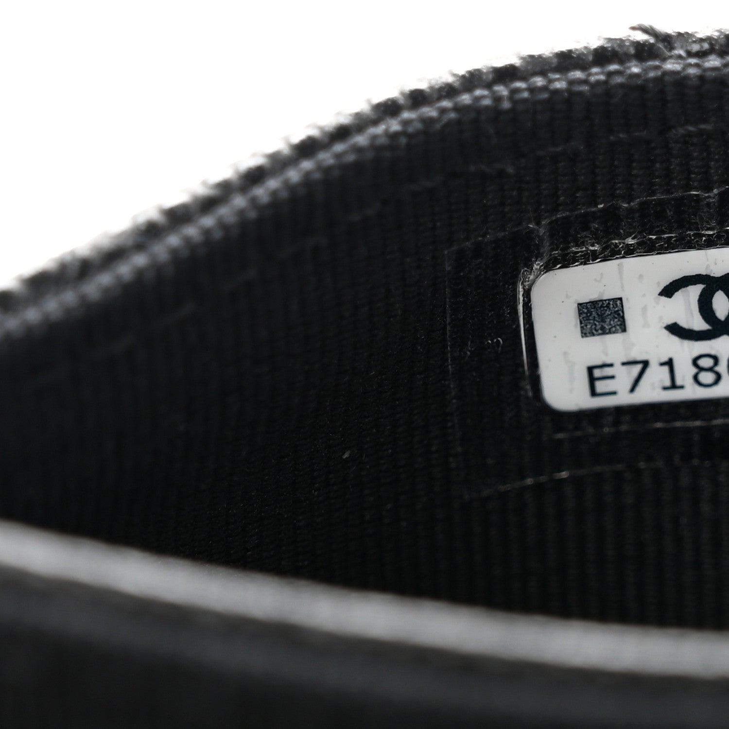 Chanel Shiny Caviar Enamel Quilted CC Flap Card Holder Black 8 of 11