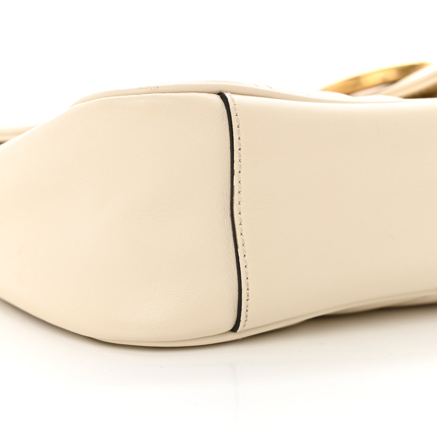 Calfskin Matelasse Small GG Marmont Shoulder Bag White