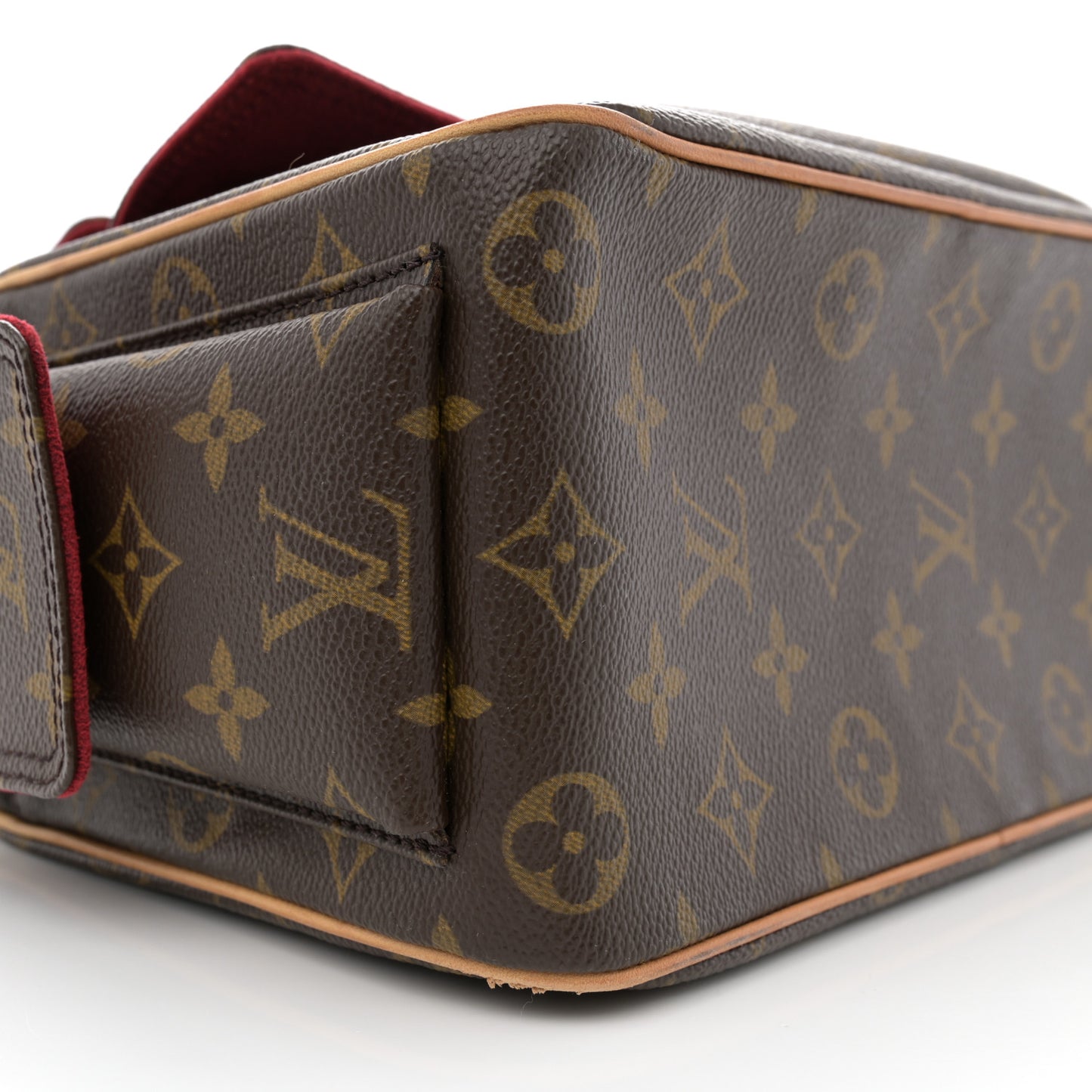 Monogram Excentri-Cite