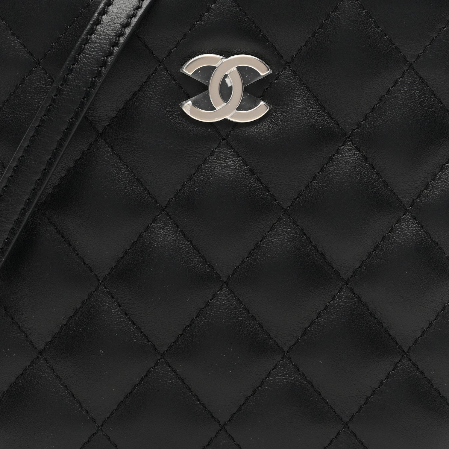 Chanel Lambskin Quilted Crossbody Bag Black 8 of 10