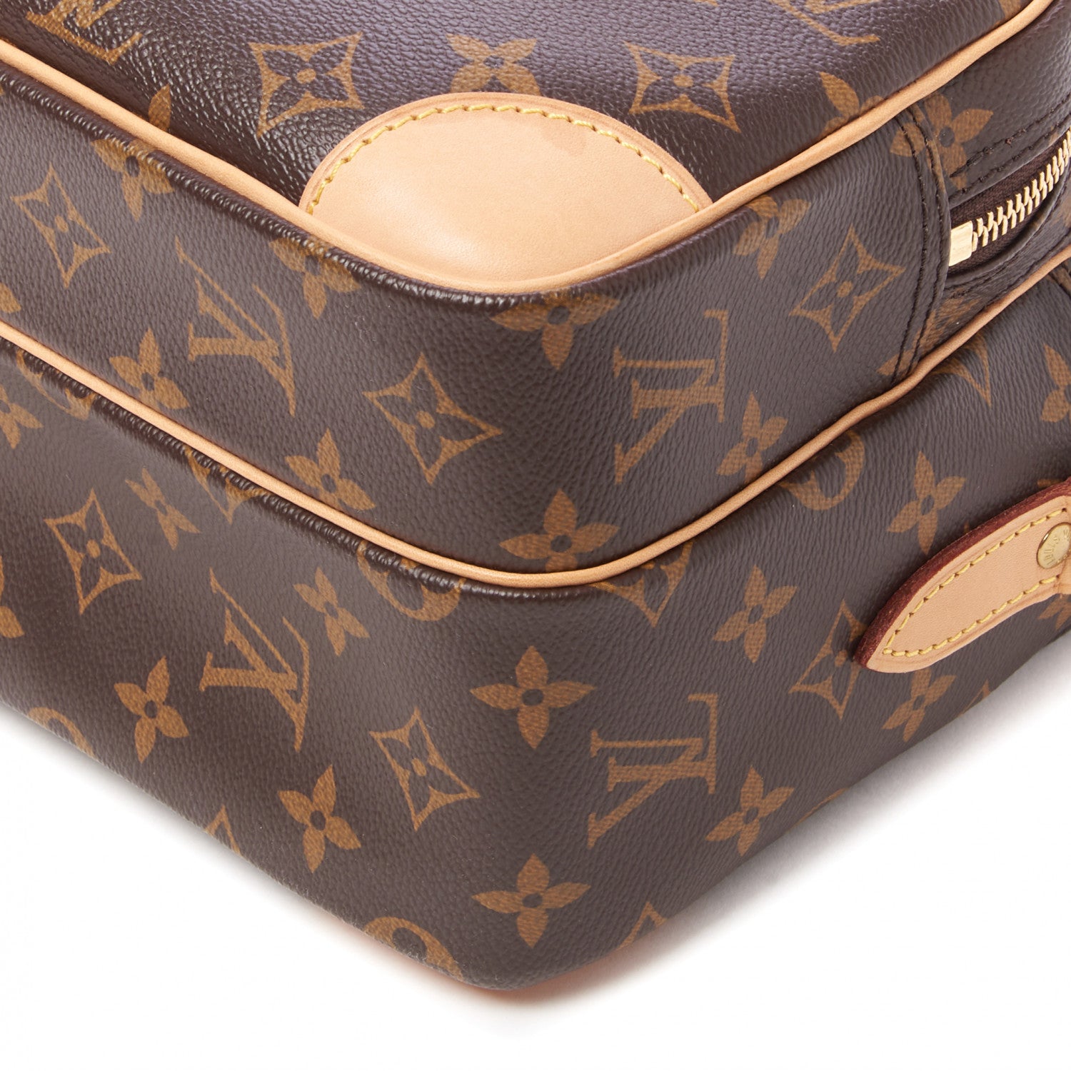 Louis Vuitton Monogram Nil 28 7 of 8