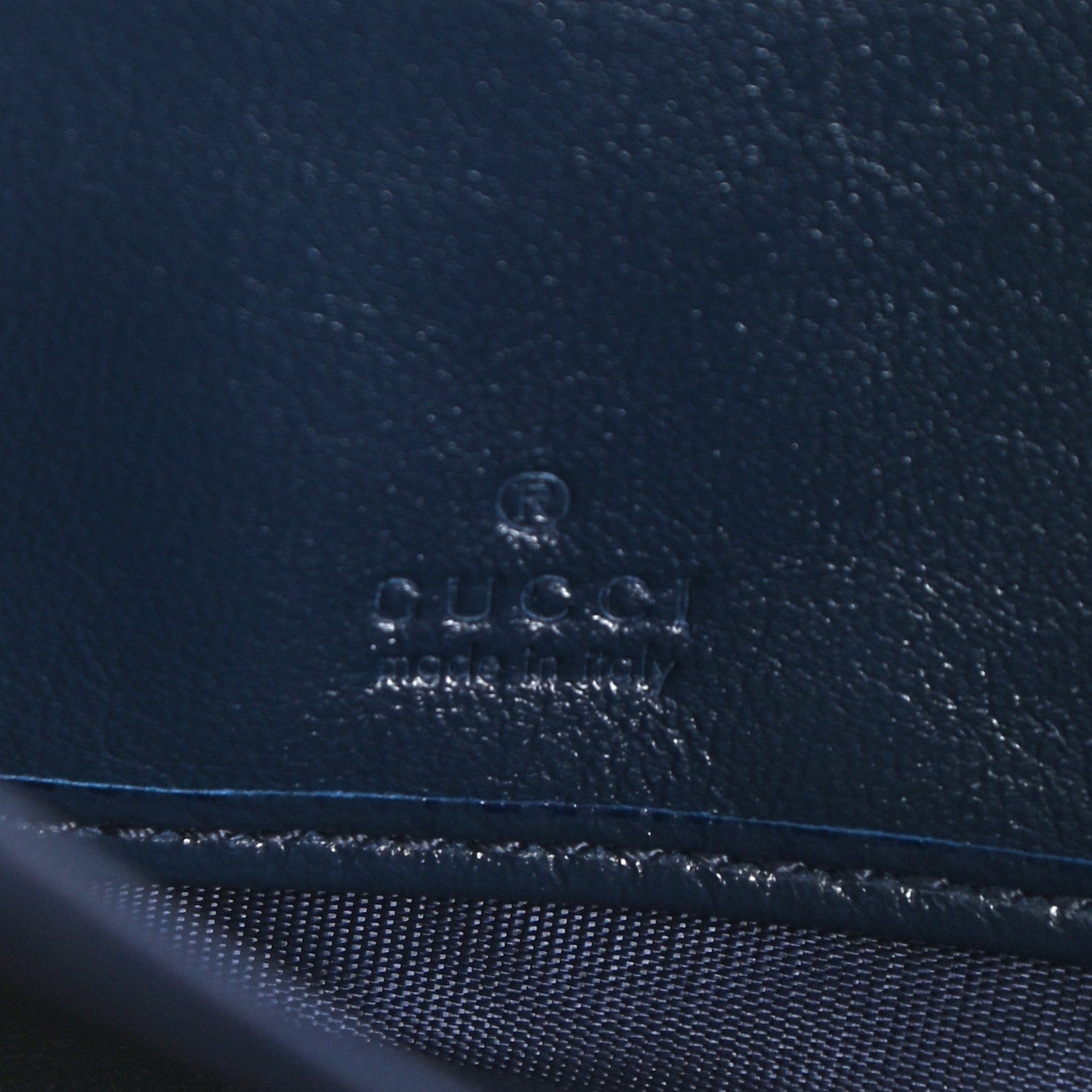 Gucci Vintage Effect Calfskin Matelasse Diagonal Torchon GG Marmont Zip Around Wallet Blue Agata Mystic White 6 of 8